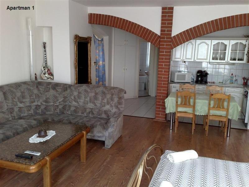 Marci Villa Beci Cameră foto
